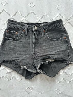 Women's 501 Levi shorts